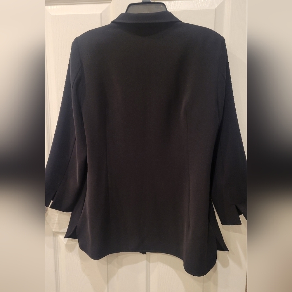 Nina McLemore Black Polyester Blazer 2 Pockets  Size 12 Made in USA - Picture 6 of 10